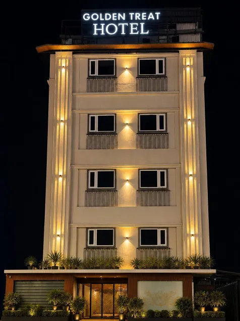 Hotel Golden Treat - Image 1