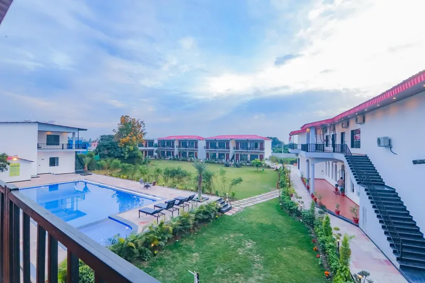 Corbett Wild Flower By J D Resort - Image 1