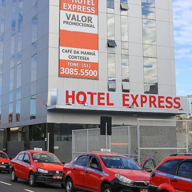 Hotel Express Rodoviária - Image 1