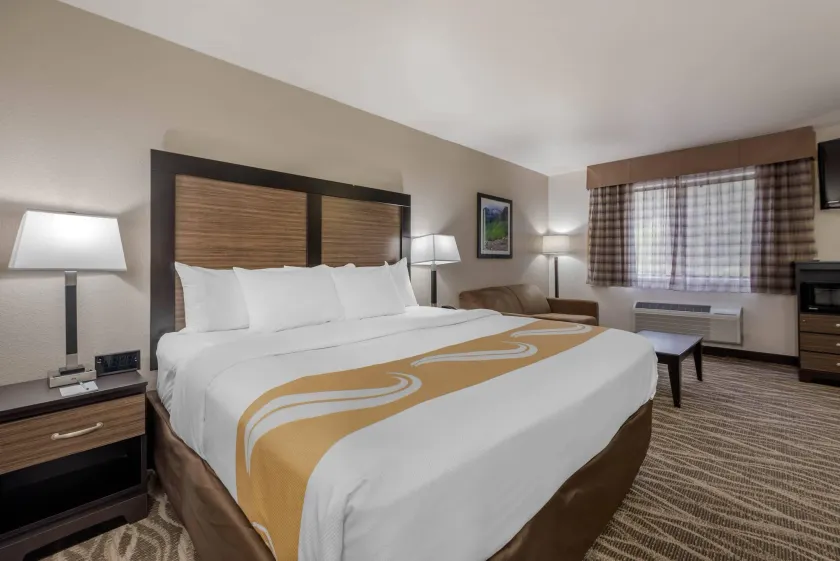 Quality Inn & Suites South Fork - Wolf Creek - Image 1
