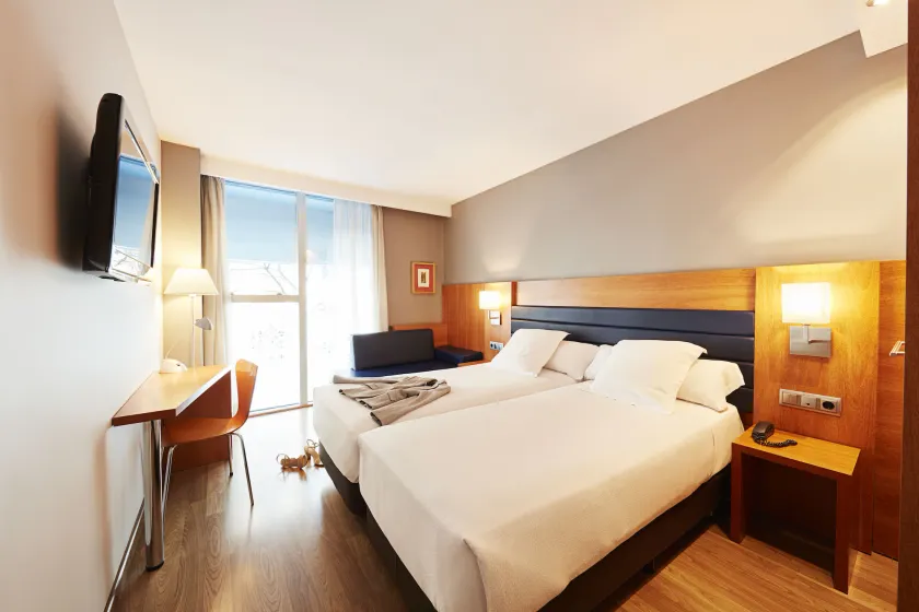 Barcelona Century Hotel - Image 1