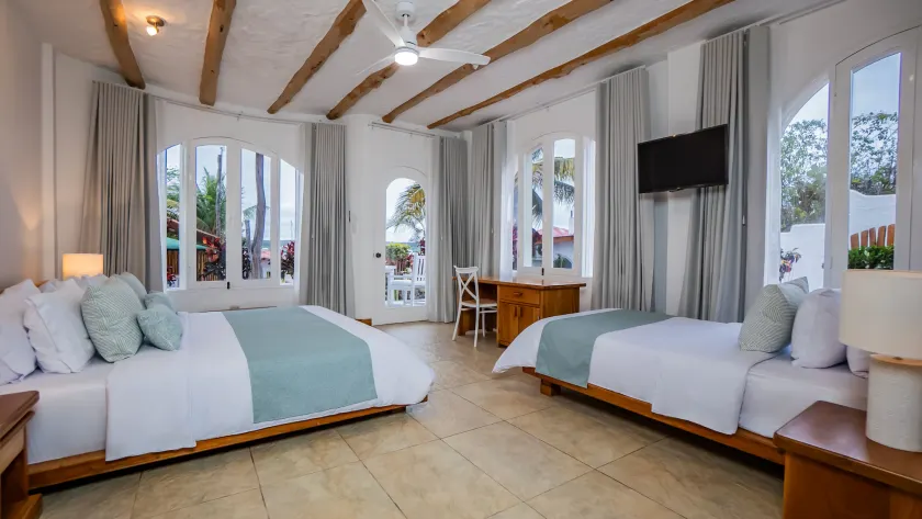 Hotel Angermeyer Waterfront Inn - Image 1