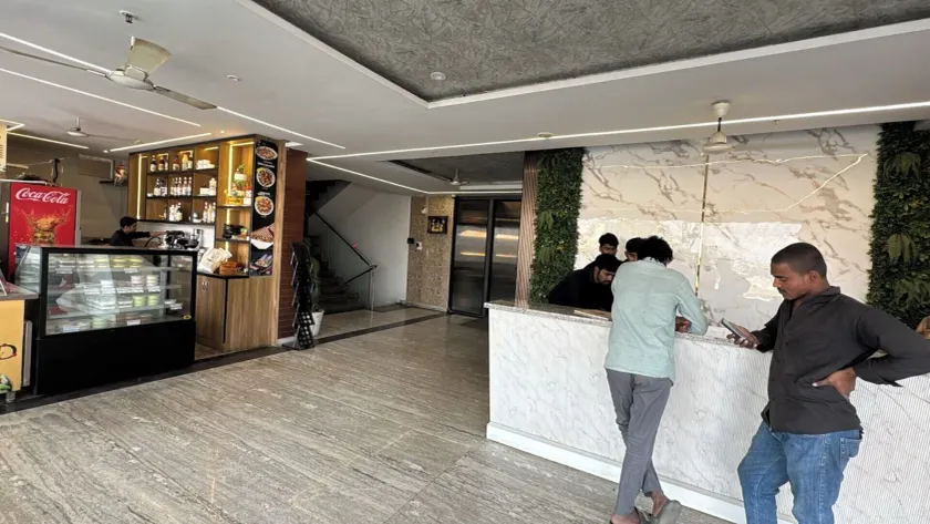 Hotel SN Grand - Lobby