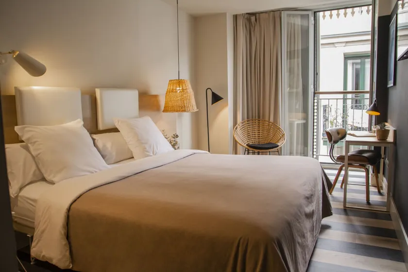 room Select Bilbao - Image 1
