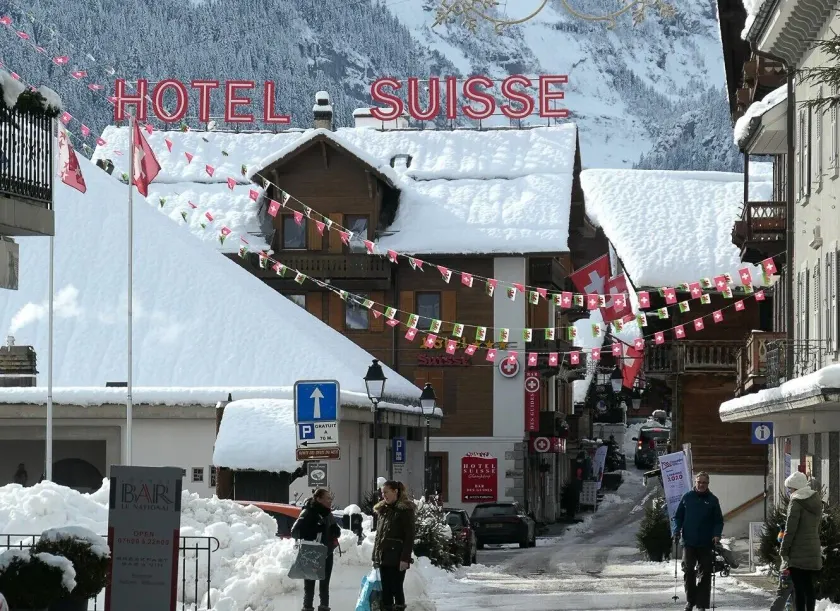 Hotel Suisse - Image 1