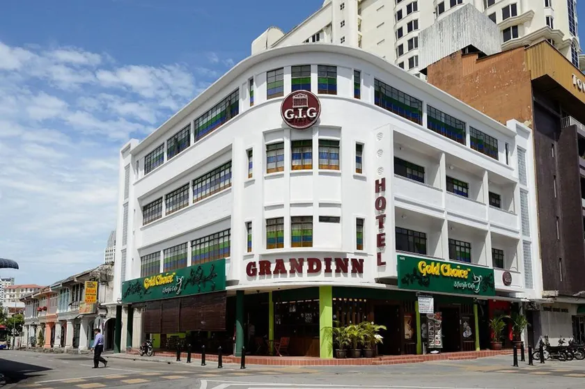 Swing & Pillows - Grand Inn George Town Penang - Image 1