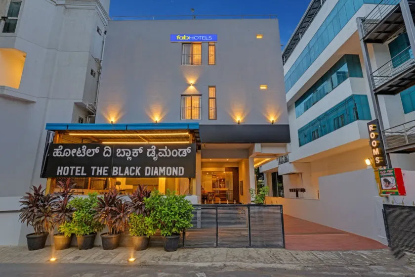 Hotel The Black Diamond - Image 1