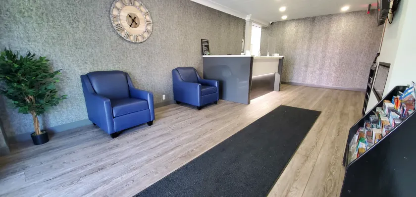 Super 8 by Wyndham Sarnia ON - Hall