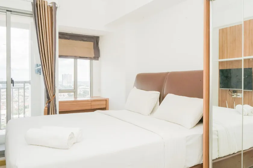 Cozy Living Studio Apartment M-Town Residence - Image 1