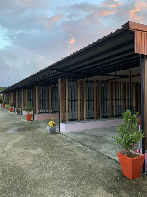 Kantang Park Hotel - Image 1
