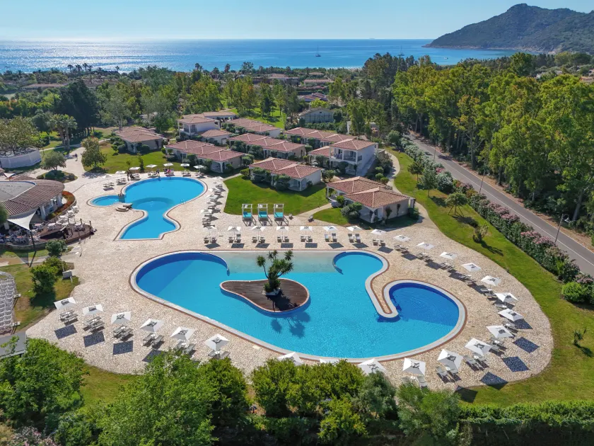 Limone Beach Resort - Image 1