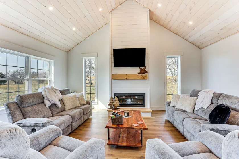 Walk to the Amish Village: Spacious Ronks Getaway! - Image 1
