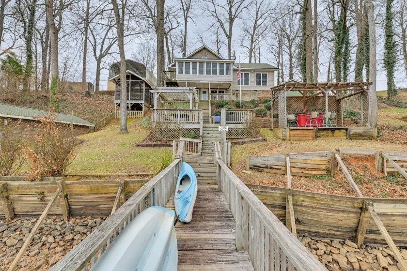 Lakefront, Hot Tub, Theater Game w/ Private Dock - Image 1
