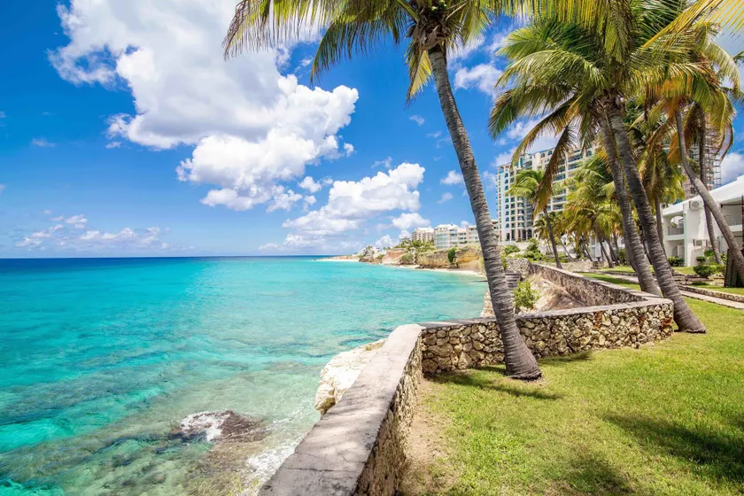 Cupecoy Beach Club - Image 1