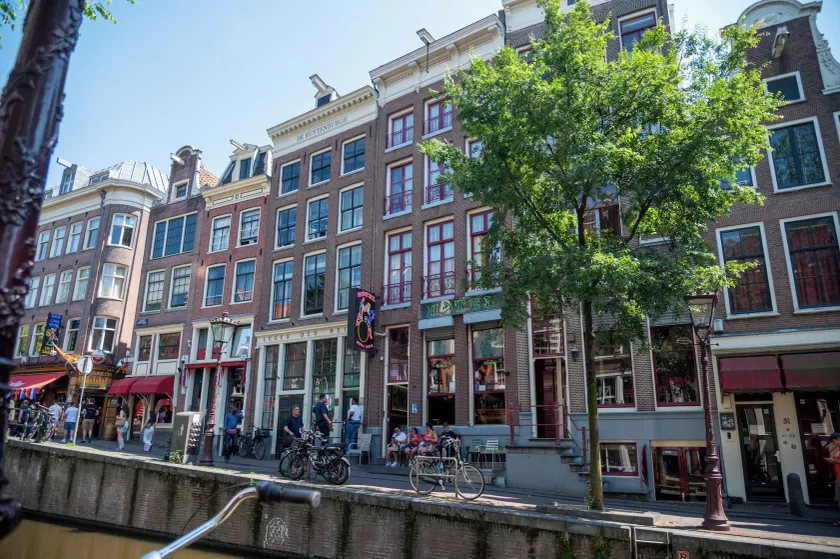 Hotel & bar Royal taste Amsterdam - Image 1