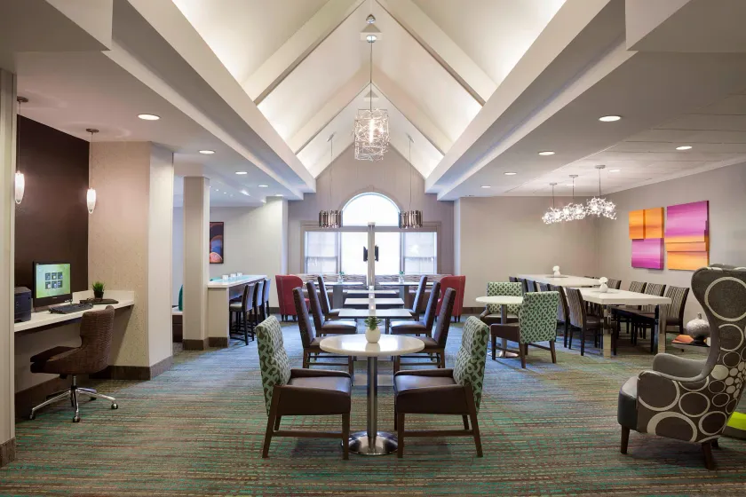 Cambridge Suites Mississauga - Image 1