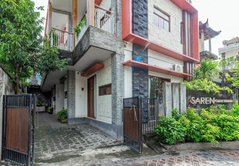 Saren Guesthouse Bali - Image 1