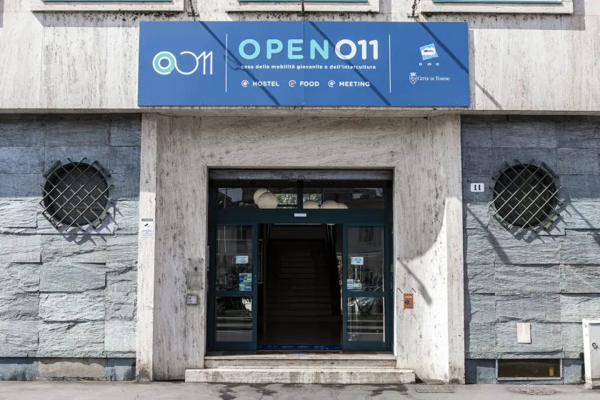 Open011 - Image 1