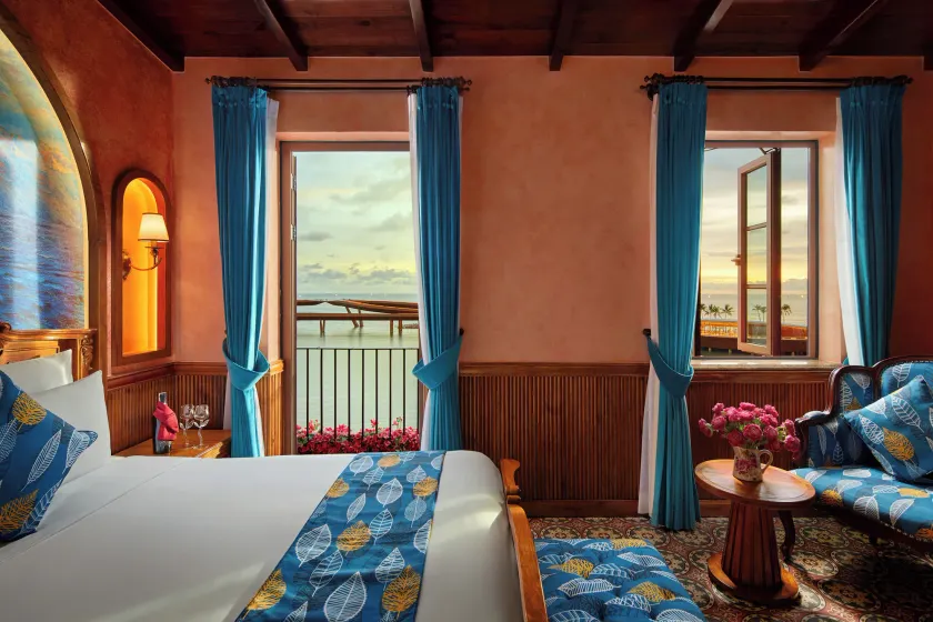 Venice Hotel Phu Quoc - Free Airport Shuttle & Sunset Town Tour - Image 1