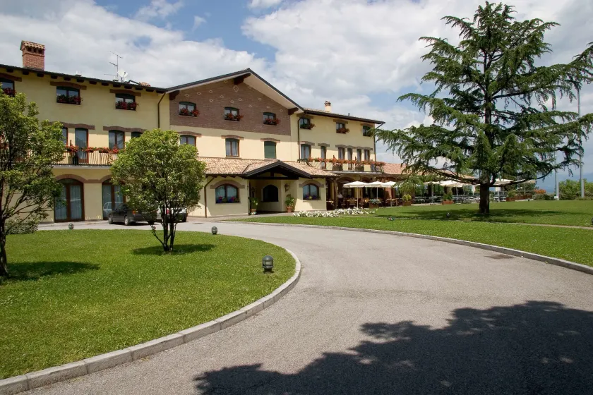 Relais Picaron - Image 1