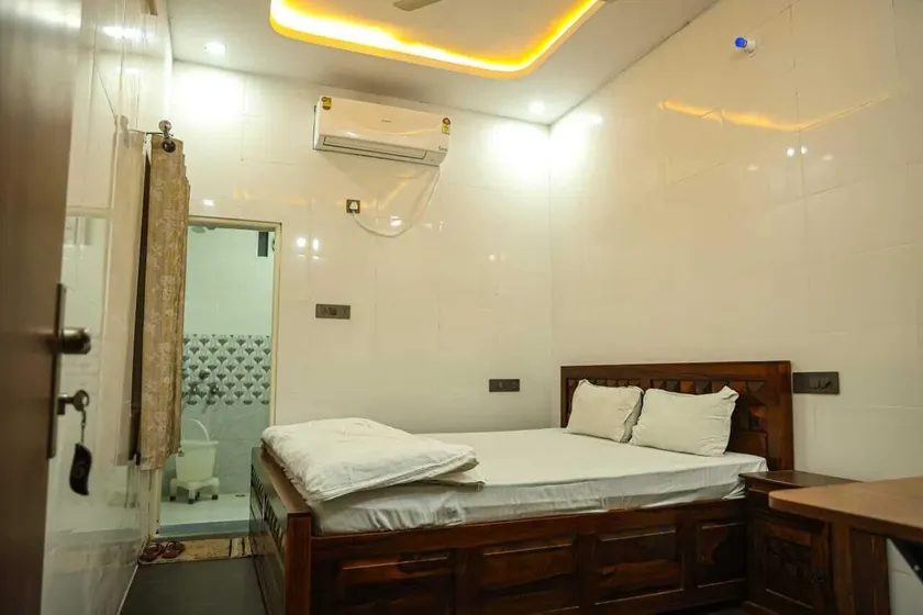 Shri Raghav Home Stay - Værelse