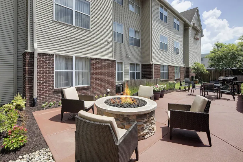 Residence Inn Indianapolis Airport - Image 1