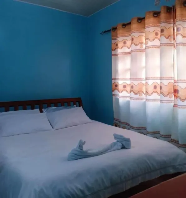 The Peak Meadows Hotel - Room