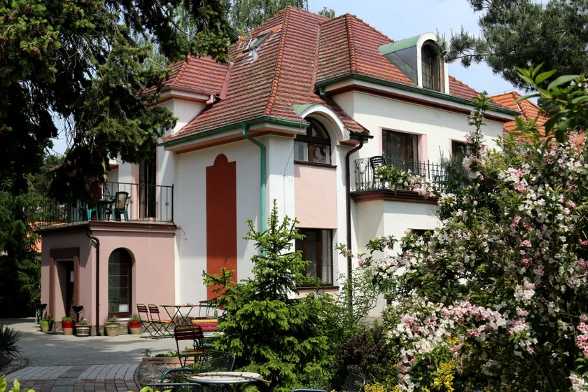 Hotel Bor - Image 1
