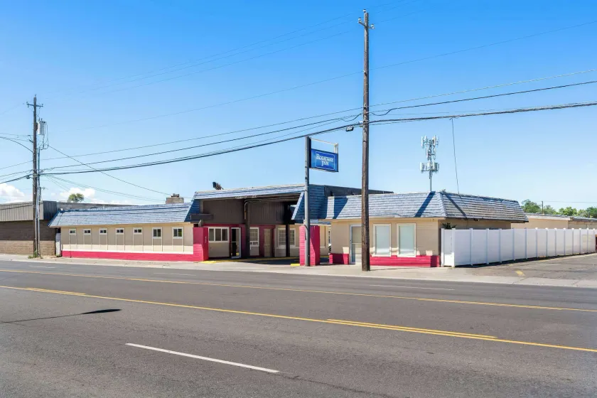 Rodeway Inn Hermiston - Umatilla - Image 1