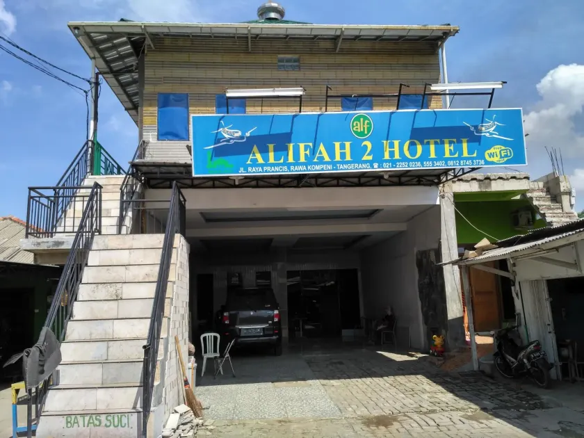 Hotel Alifah 2 - Image 1