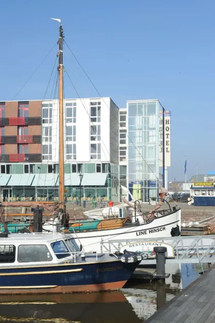 Nordsee Hotel Fischereihafen - Image 1