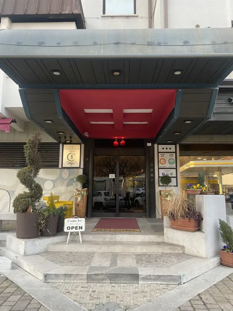 Hotel Casagrande - Image 1