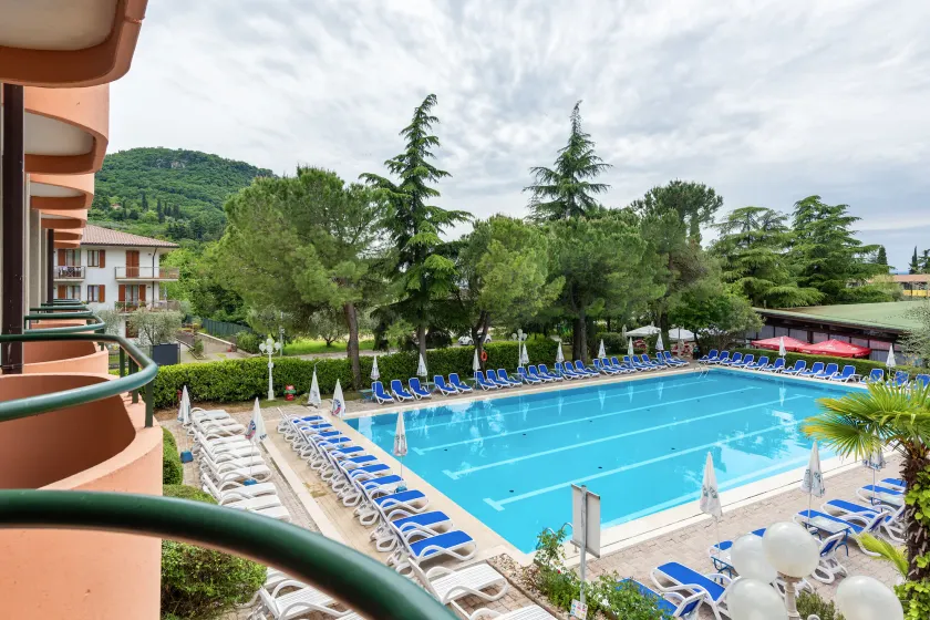 Hotel Royal - Image 1
