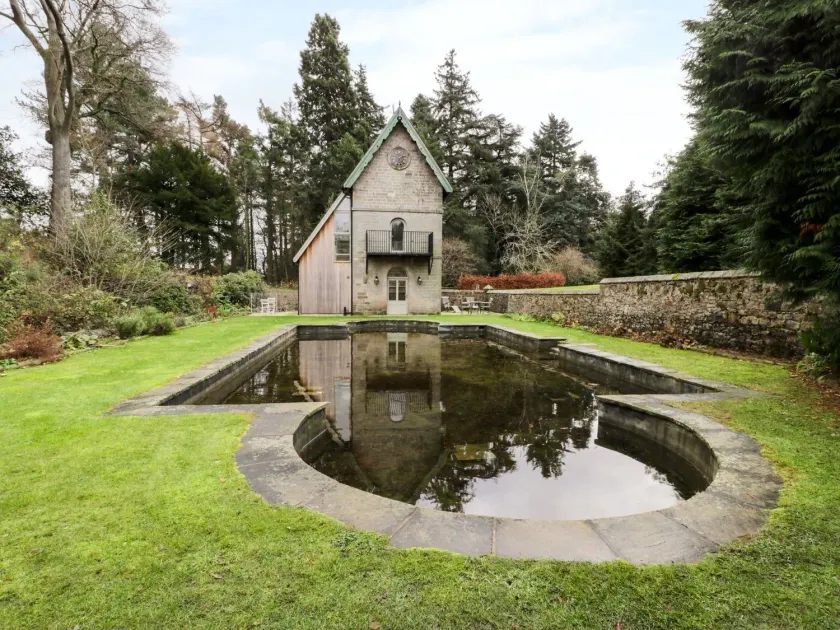 Folly - Middleton Hall Estate - Image 1