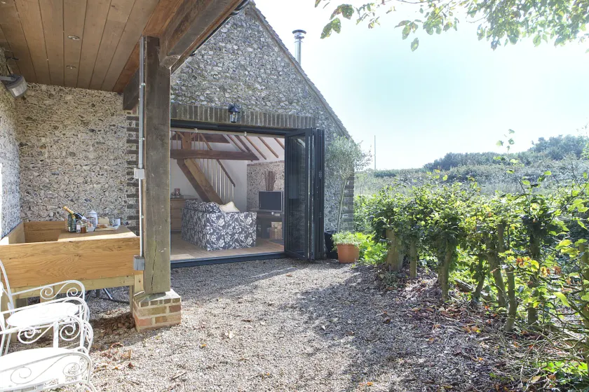 Shepherds Barn - Image 1