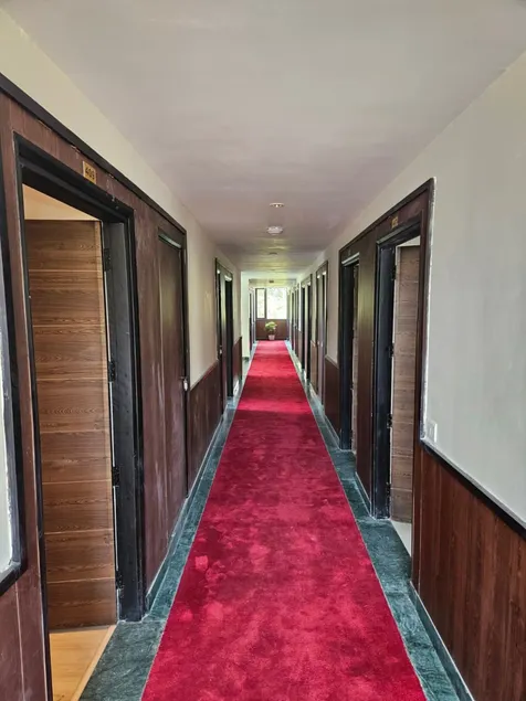Hotel Forest Avenue - Best Luxury Hotel in Dehradun - Lobby