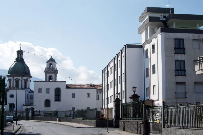 Hotel La Casa Del Pellegrino - Image 1