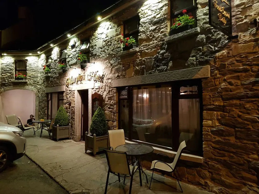 Murphys Hotel - Image 1