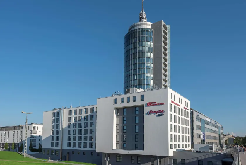 Hampton by Hilton Munich City West - Image 1