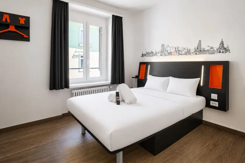 easyHotel Zürich City Limmatplatz - Image 1
