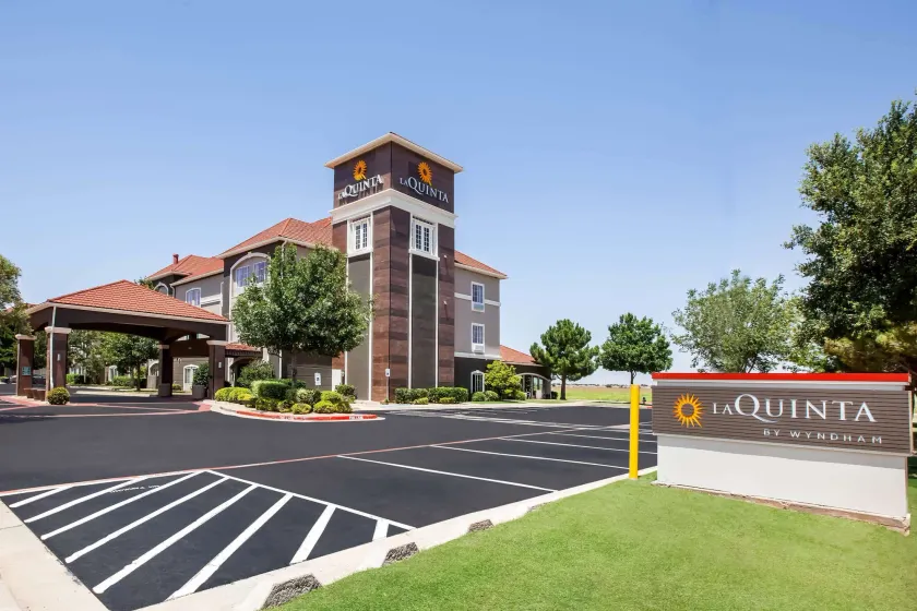 La Quinta by Wyndham Lubbock North - Image 1