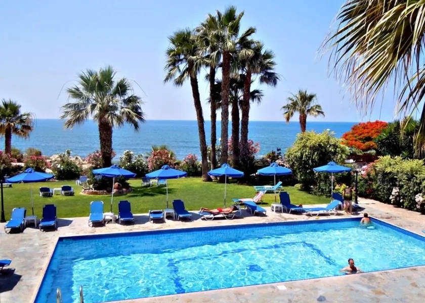 Rododafni Beach Apartments - Image 1