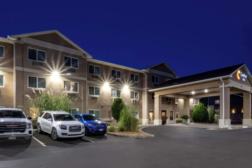 Comfort Inn Fort Morgan - Image 1