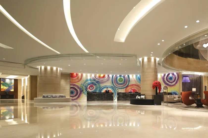 Crowne Plaza Wuxi Taihu by IHG - Image 1