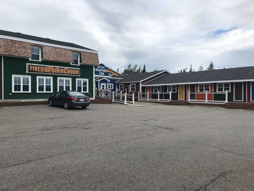 Seaport Inn - Image 1