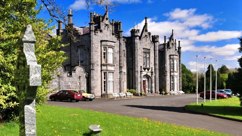 Belleek Castle, Ballina - Image 1