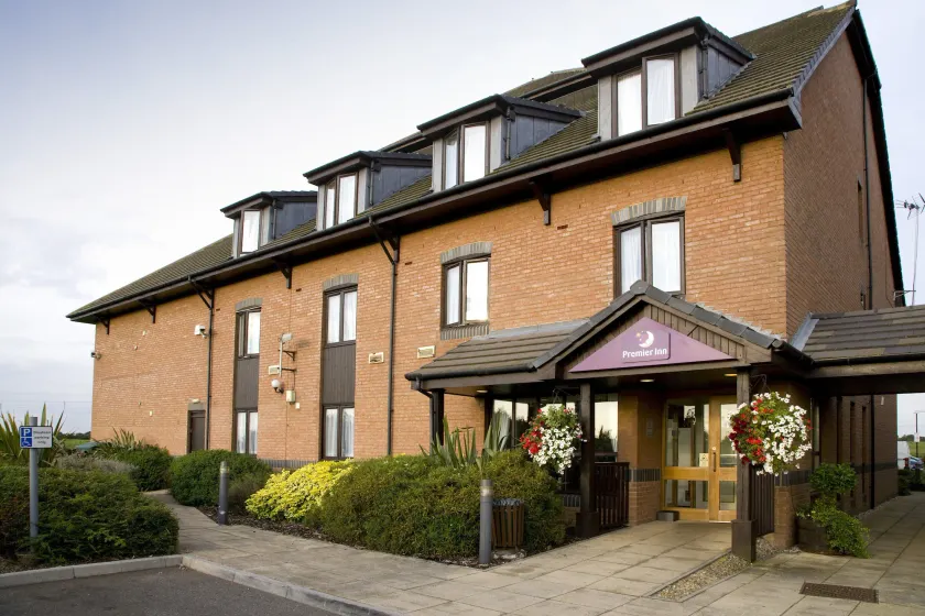 Premier Inn London Rainham - Image 1