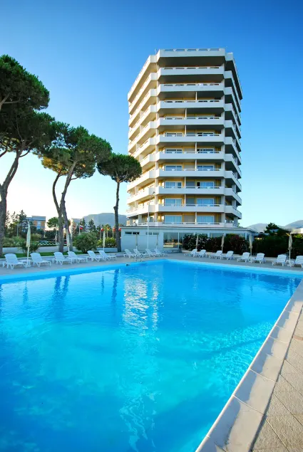 Torre Del Sole - Image 1
