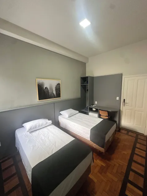 B Hotel 888 hotéis - Próximo a Rodoviária e Praça Sete - Image 1