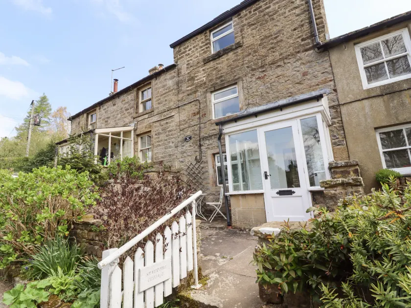 Silver Hill Cottage - Image 1